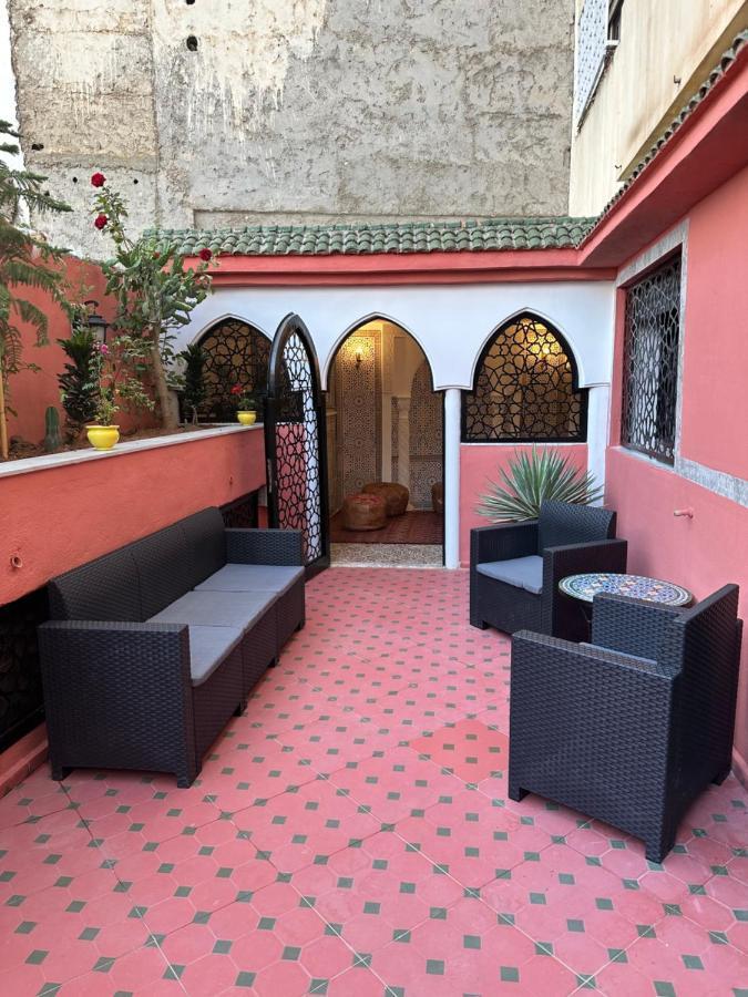 Appartements Nia Confort, Plein Centre Ville, Avec Terrasse Fez Zewnętrze zdjęcie