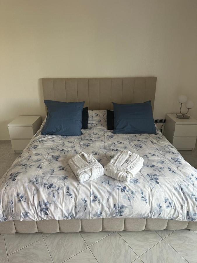 Appartements Nia Confort, Plein Centre Ville, Avec Terrasse Fez Zewnętrze zdjęcie