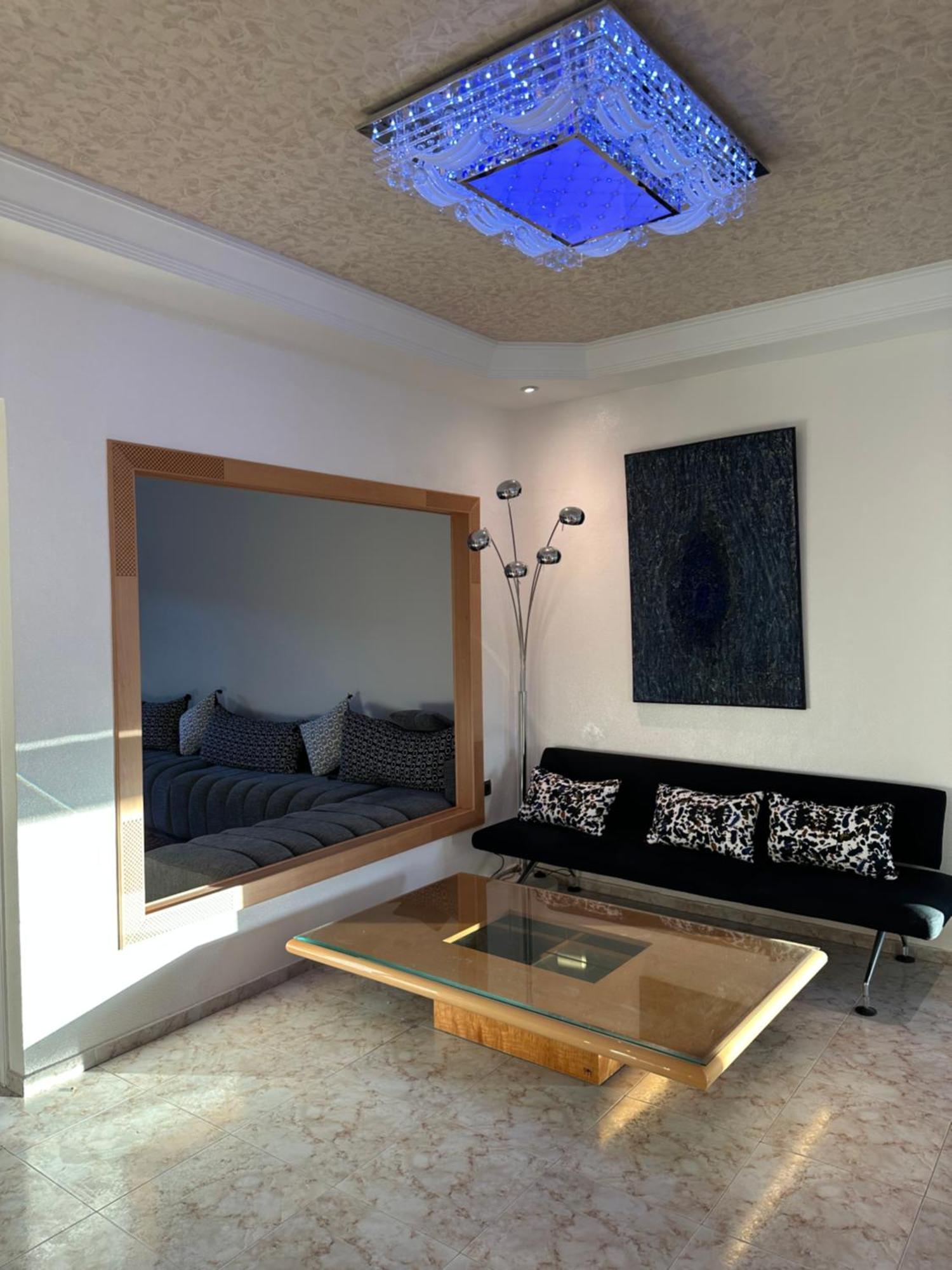 Appartements Nia Confort, Plein Centre Ville, Avec Terrasse Fez Zewnętrze zdjęcie